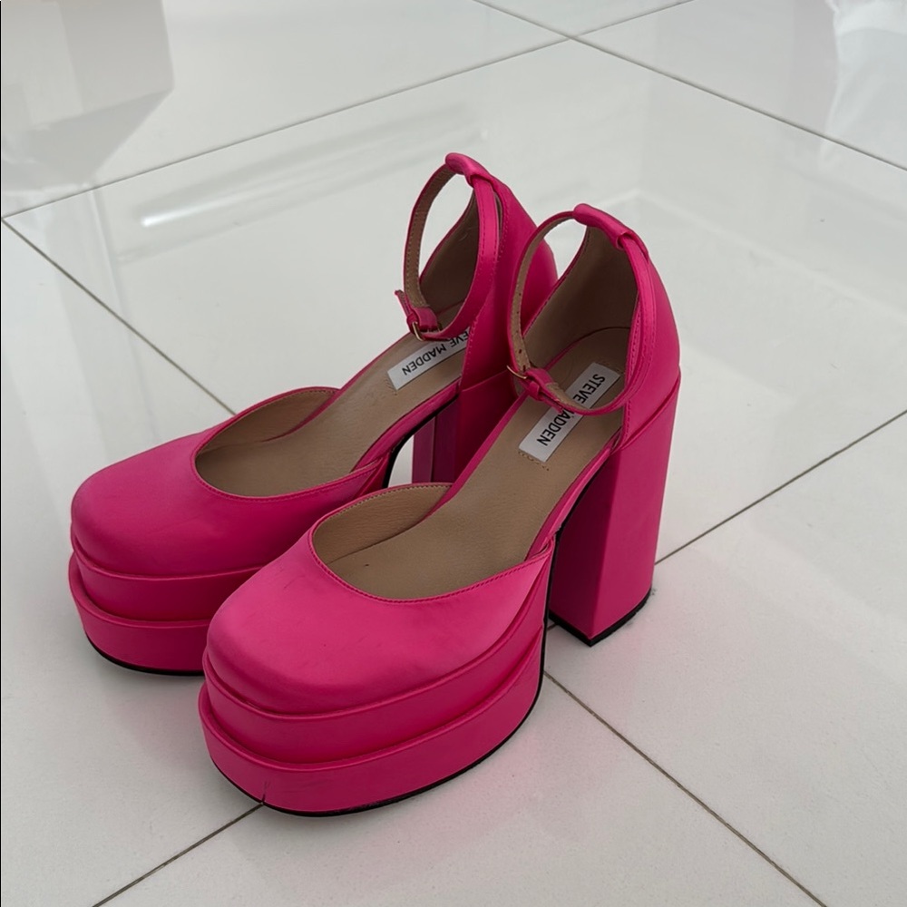 Steve Madden Charlize Platforms sz 8